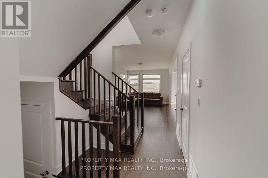635 Pollock Grove, Peterborough (Monaghan Ward 2), Ontario  K9K 0J6 - Photo 7 - X12374540