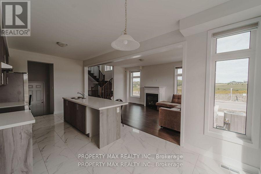 635 Pollock Grove, Peterborough (Monaghan Ward 2), Ontario  K9K 0J6 - Photo 9 - X12374540
