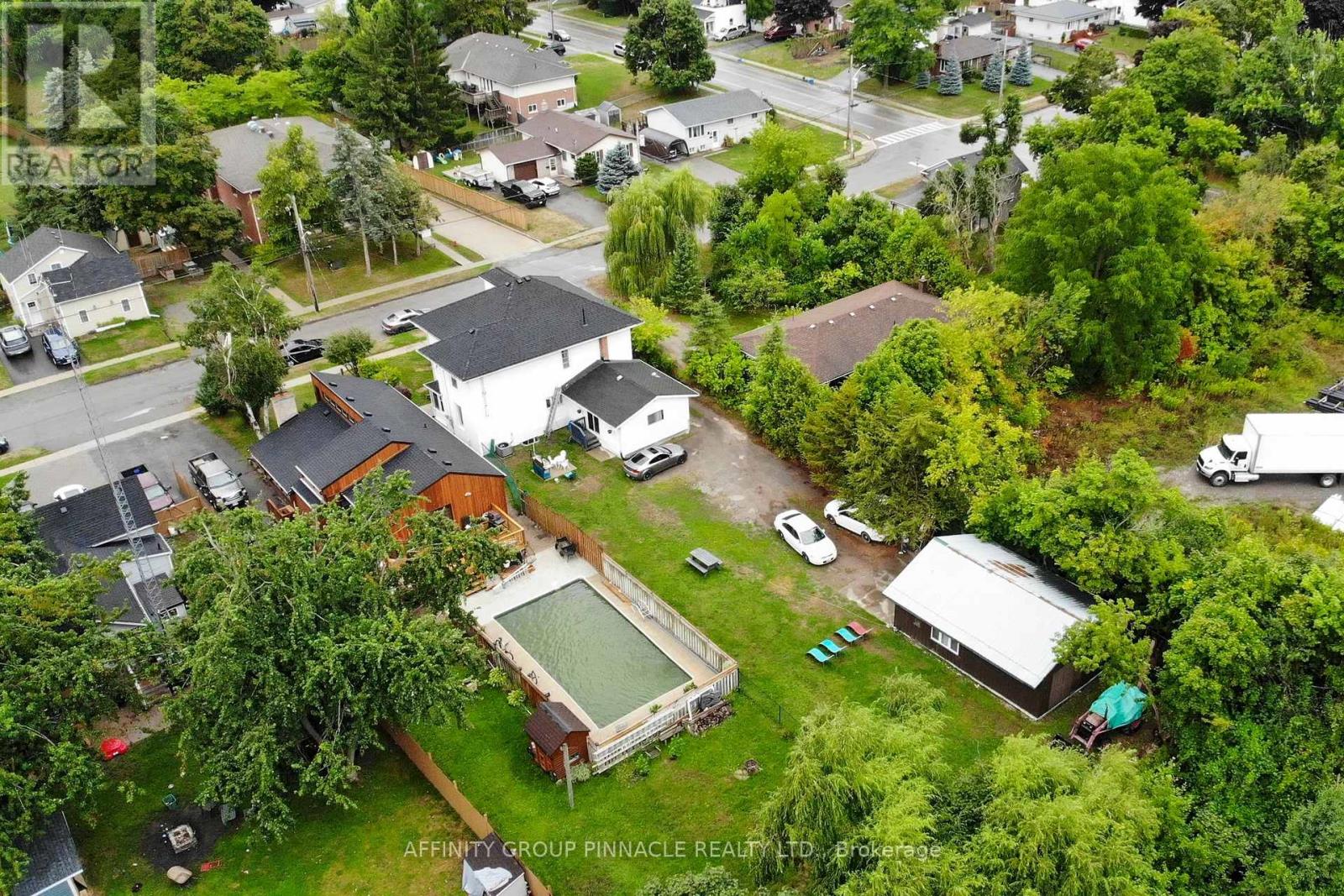 44 St Patrick Street, Kawartha Lakes (Lindsay), Ontario  K9V 1R3 - Photo 10 - X12374682