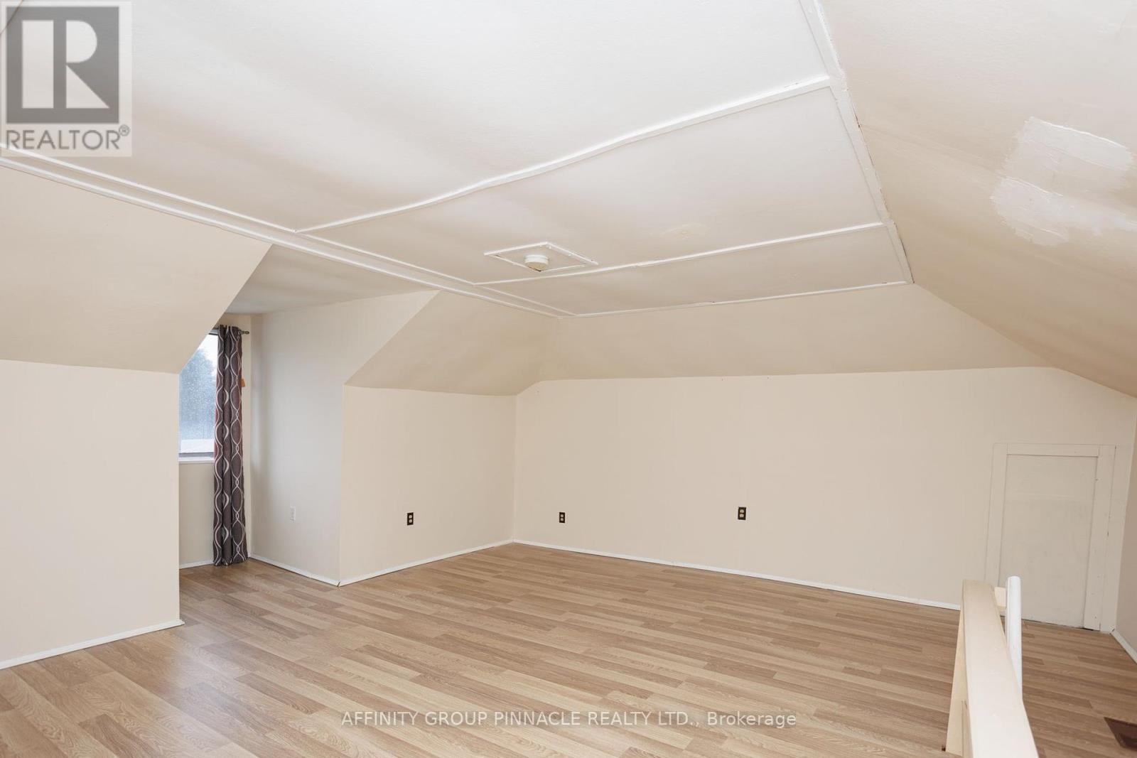 44 St Patrick Street, Kawartha Lakes (Lindsay), Ontario  K9V 1R3 - Photo 40 - X12374682