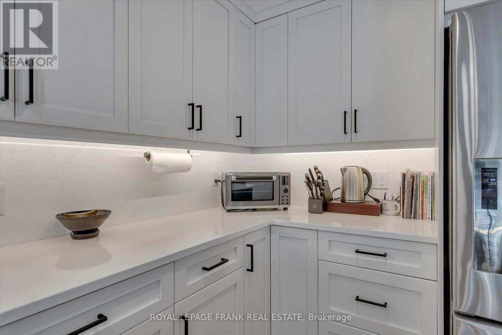 1542 Ireland Drive, Peterborough (Monaghan Ward 2), Ontario  K9K 2T2 - Photo 17 - X12374711