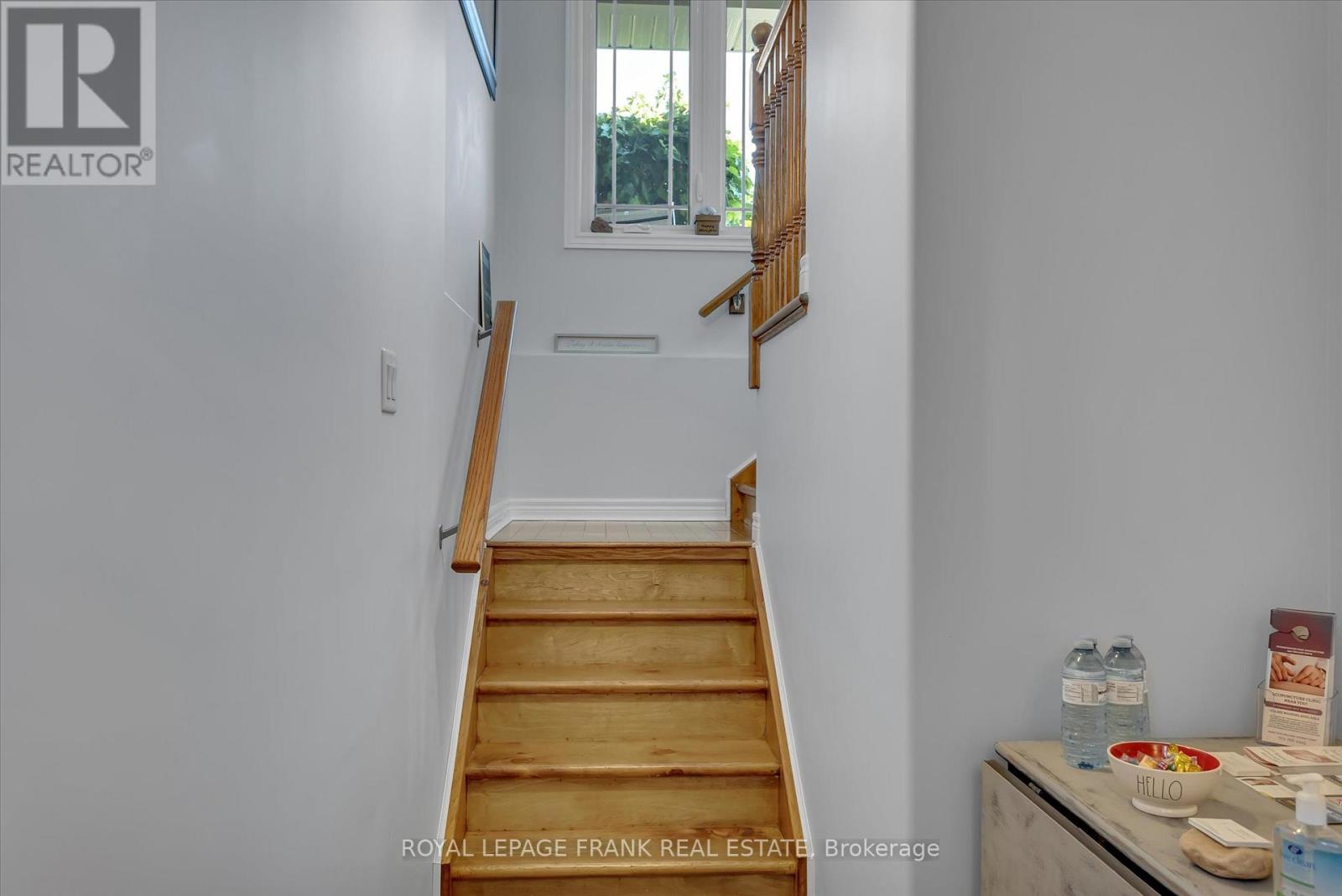 1542 Ireland Drive, Peterborough (Monaghan Ward 2), Ontario  K9K 2T2 - Photo 26 - X12374711