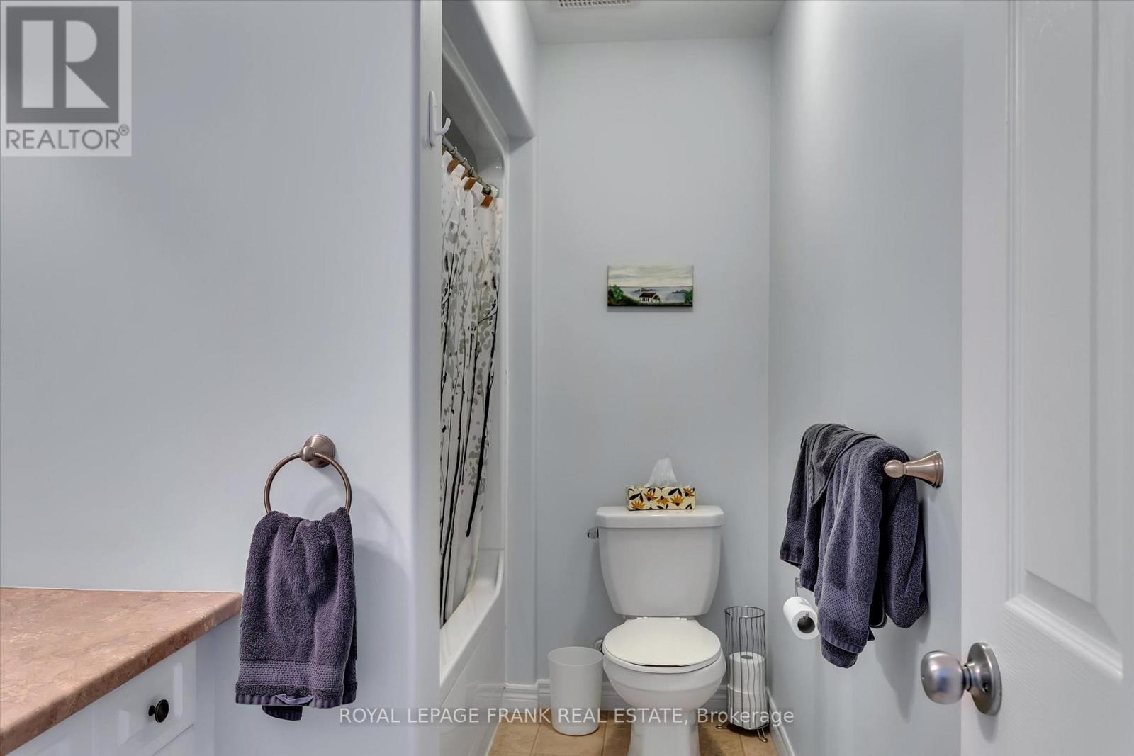 1542 Ireland Drive, Peterborough (Monaghan Ward 2), Ontario  K9K 2T2 - Photo 34 - X12374711