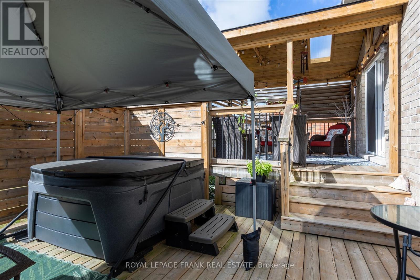 1542 Ireland Drive, Peterborough (Monaghan Ward 2), Ontario  K9K 2T2 - Photo 41 - X12374711
