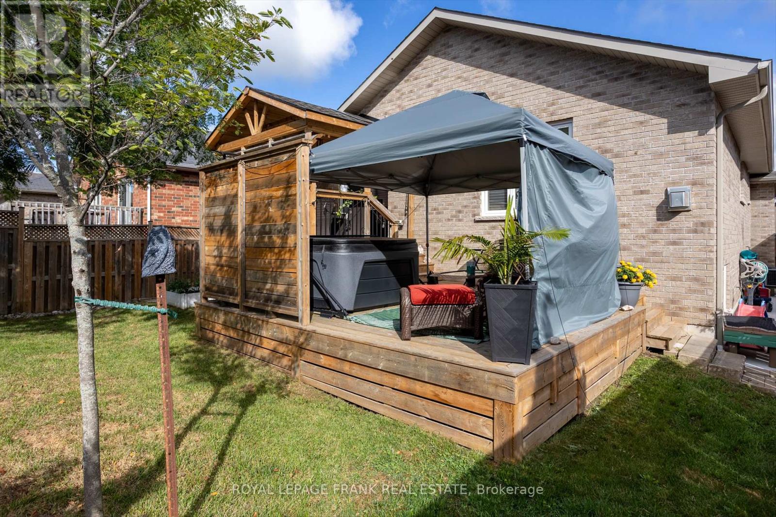 1542 Ireland Drive, Peterborough (Monaghan Ward 2), Ontario  K9K 2T2 - Photo 43 - X12374711