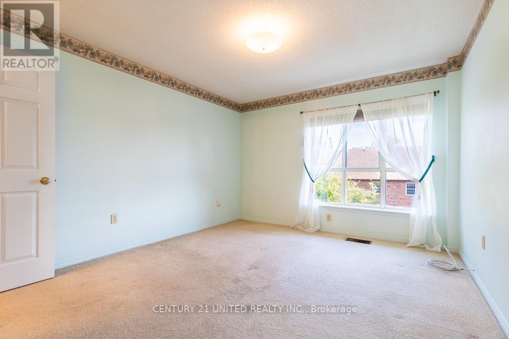 305 - 921 Armour Road, Peterborough (Ashburnham Ward 4), Ontario  K9H 7K5 - Photo 4 - X12374863