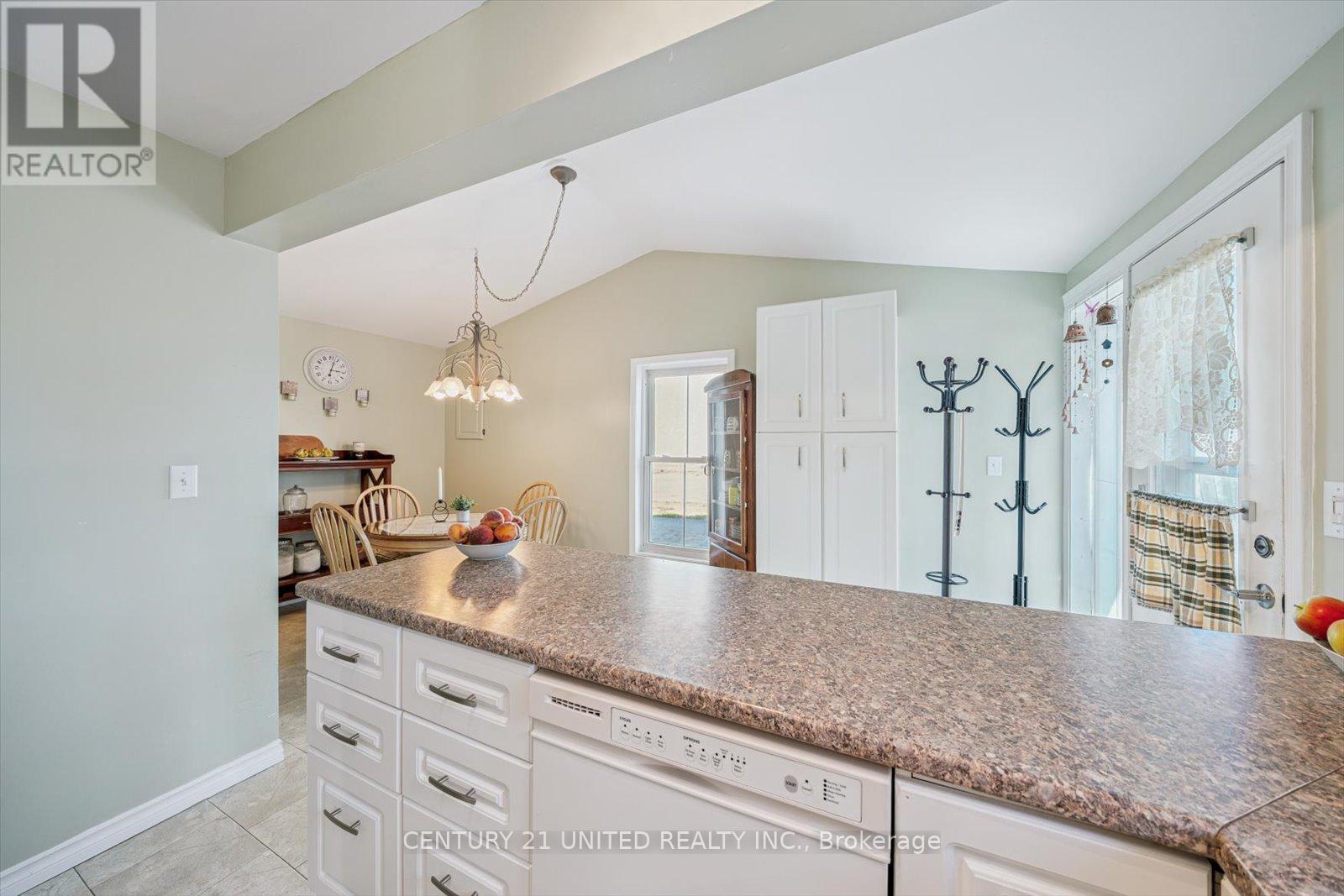 9 Beverly Street, Kawartha Lakes (Lindsay), Ontario  K9V 4Y8 - Photo 20 - X12374902