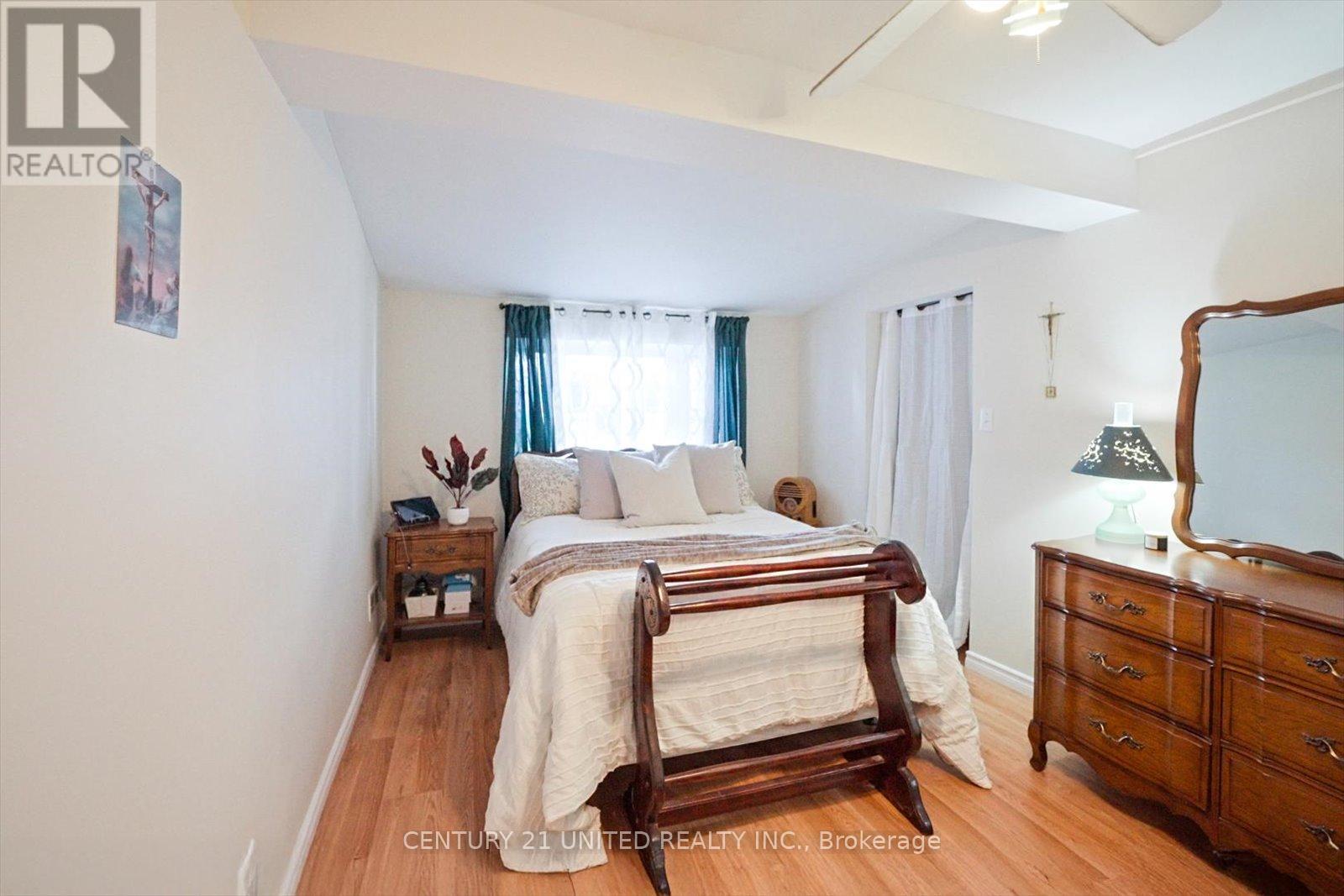 9 Beverly Street, Kawartha Lakes (Lindsay), Ontario  K9V 4Y8 - Photo 26 - X12374902