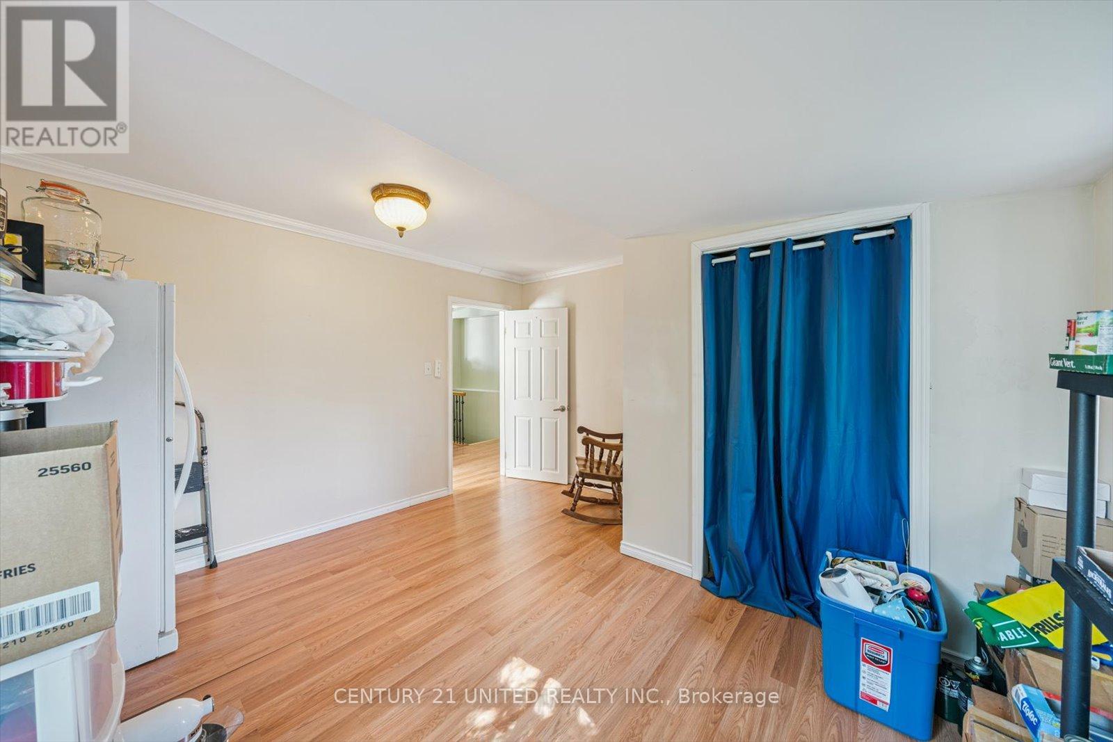 9 Beverly Street, Kawartha Lakes (Lindsay), Ontario  K9V 4Y8 - Photo 35 - X12374902