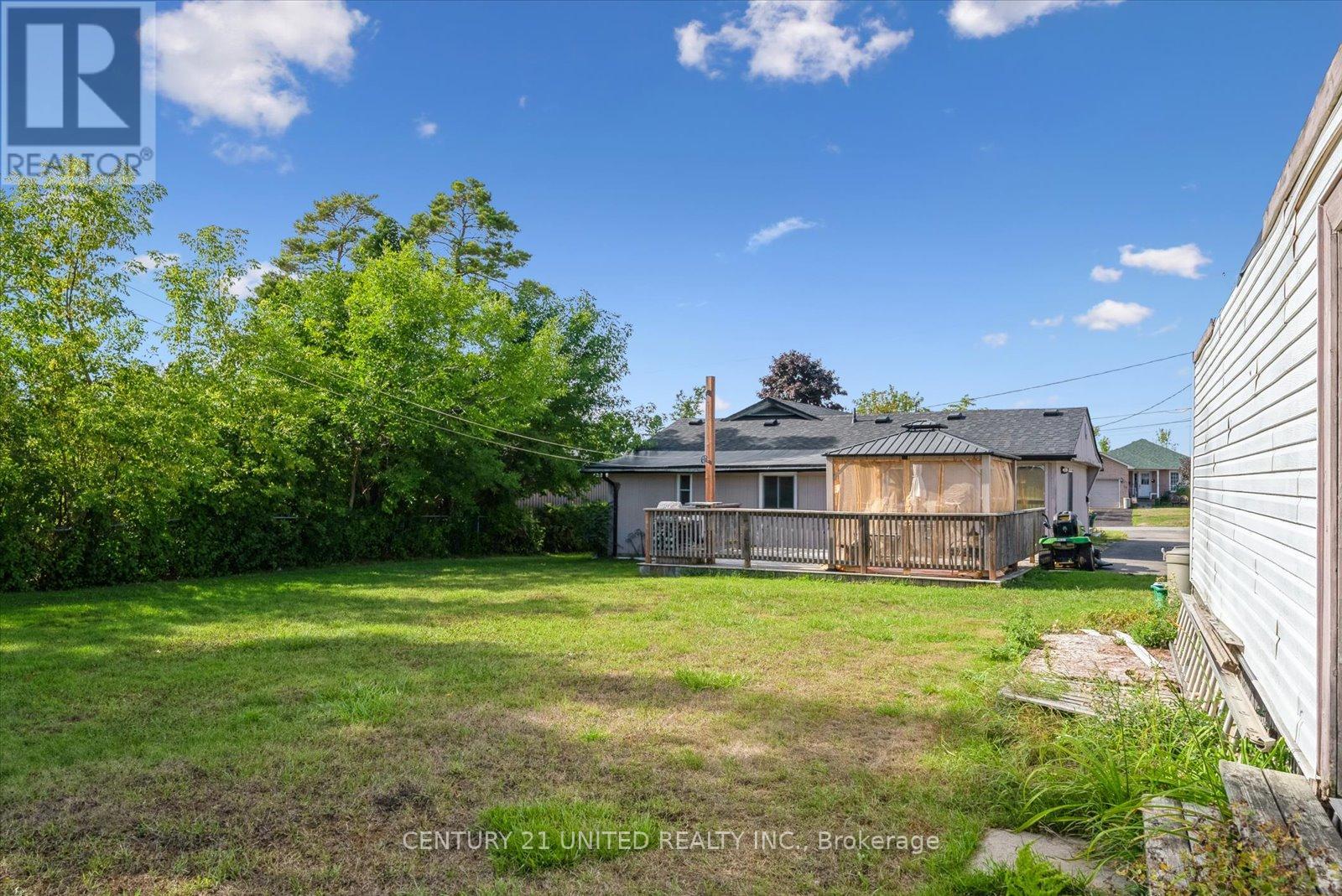 9 Beverly Street, Kawartha Lakes (Lindsay), Ontario  K9V 4Y8 - Photo 37 - X12374902