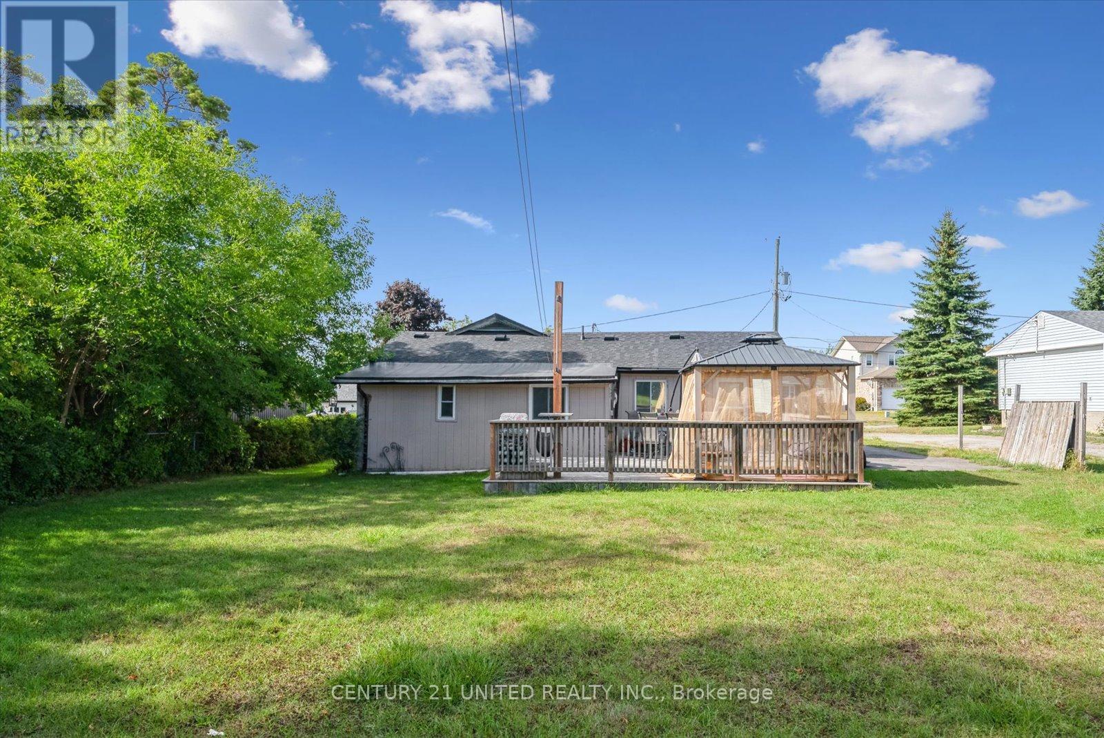 9 Beverly Street, Kawartha Lakes (Lindsay), Ontario  K9V 4Y8 - Photo 38 - X12374902