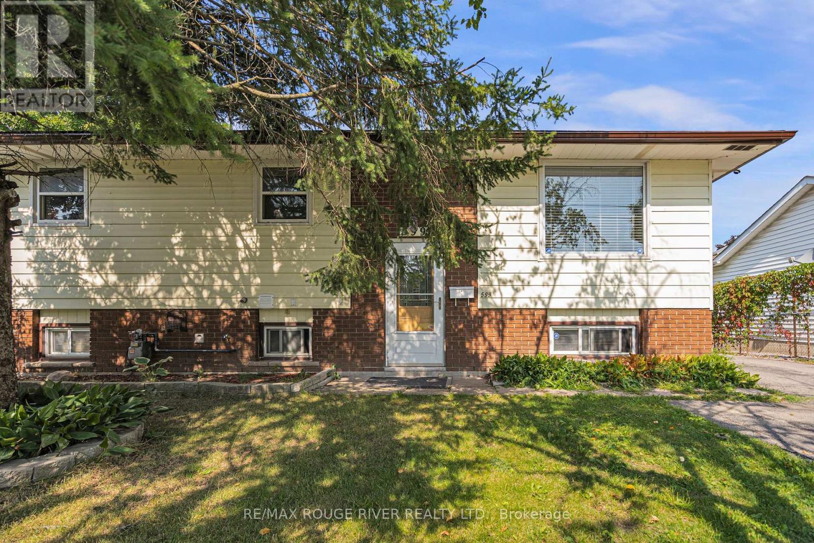 Main - 599 Otonabee Drive, Peterborough (Ashburnham Ward 4), Ontario  K9J 7X8 - Photo 3 - X12375202