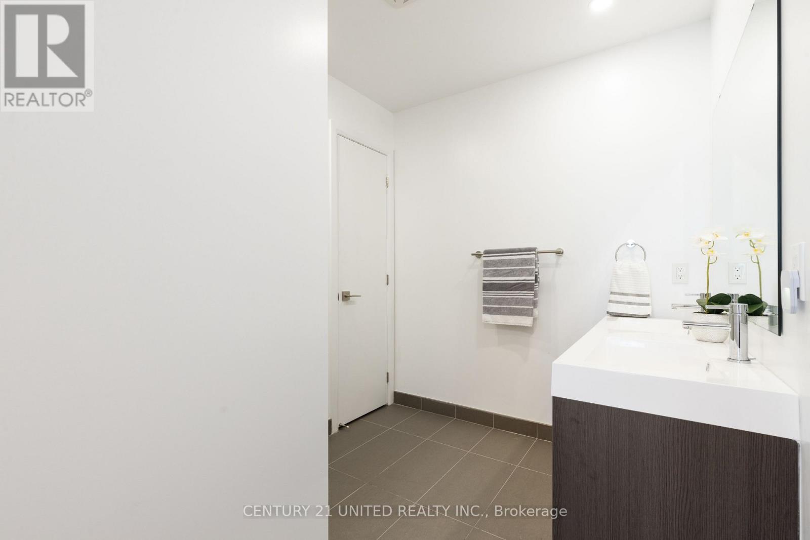 705 - 195 Hunter Street E, Peterborough (Ashburnham Ward 4), Ontario  K9H 1G9 - Photo 14 - X12375228