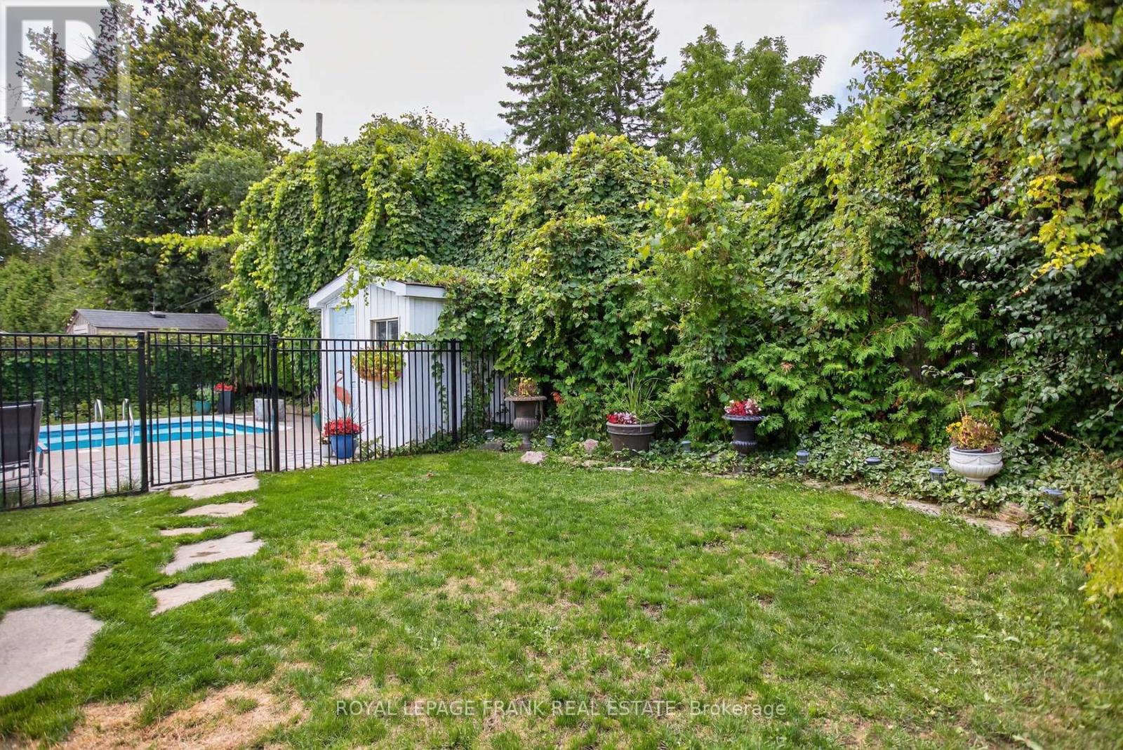 1805 Parkwood Circle, Peterborough (Monaghan Ward 2), Ontario  K9J 8C3 - Photo 43 - X12375360