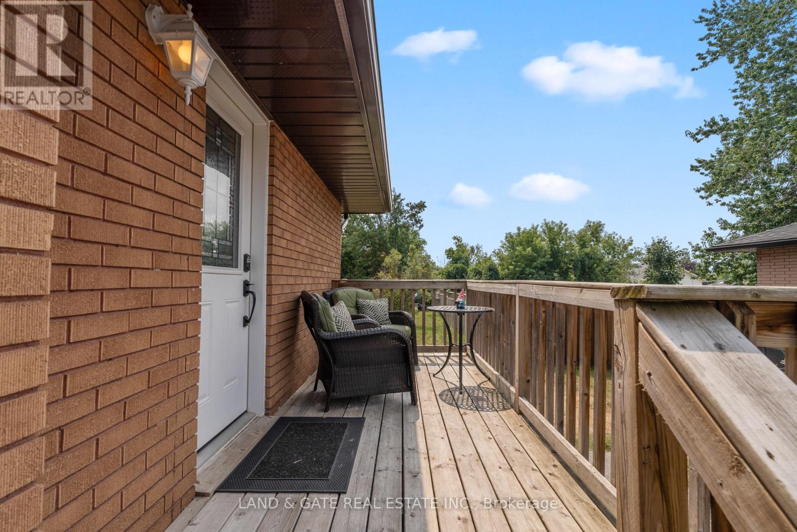 Lower - 19 Kawartha Drive, Kawartha Lakes (Lindsay), Ontario  K9V 1A6 - Photo 42 - X12376085