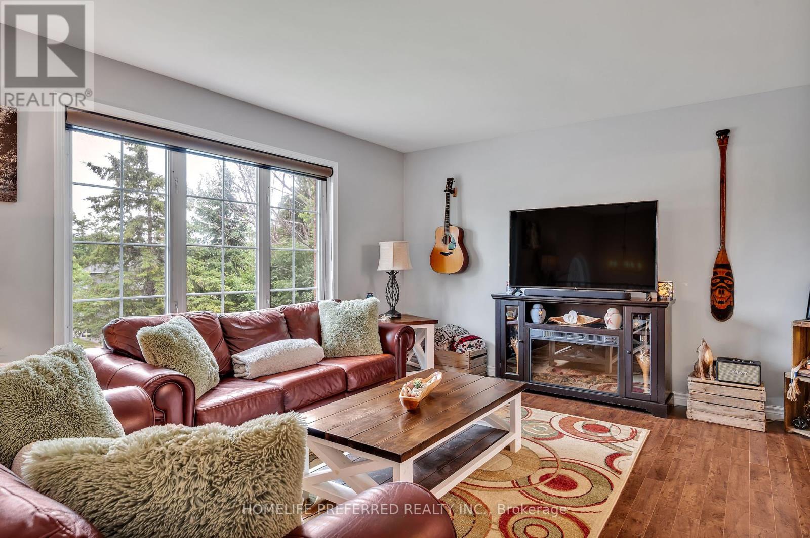 2403 Kennedy Drive, Cavan Monaghan (Cavan Twp), Ontario  L0A 1C0 - Photo 7 - X12376399