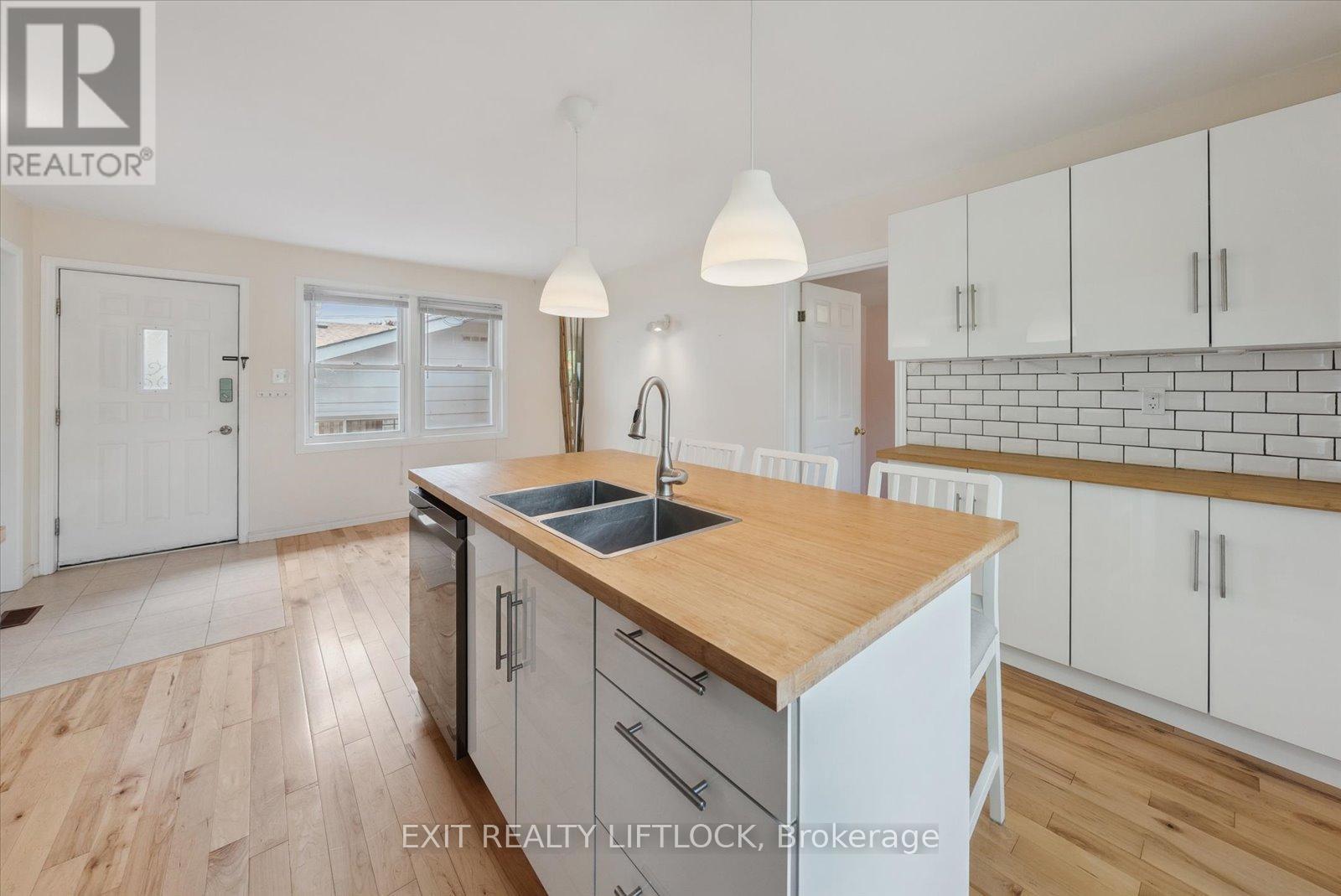 1294 Victory Drive, Peterborough (Town Ward 3), Ontario  K9J 4T7 - Photo 26 - X12376572