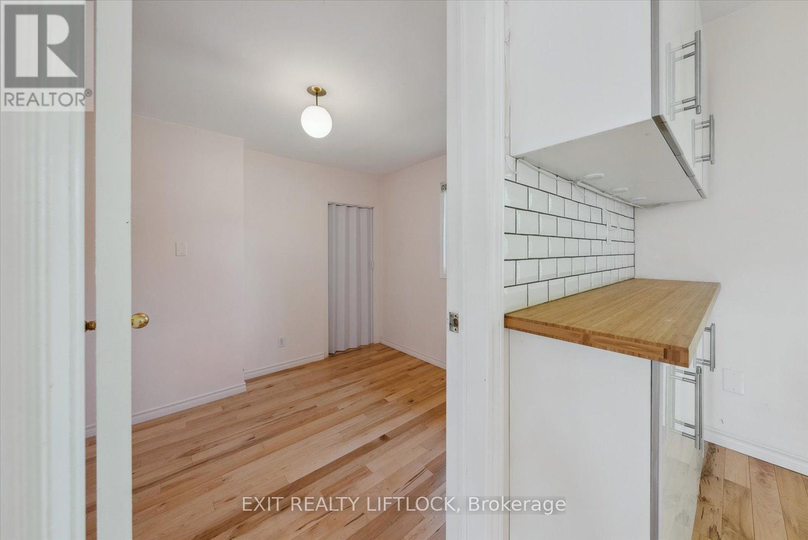 1294 Victory Drive, Peterborough (Town Ward 3), Ontario  K9J 4T7 - Photo 27 - X12376572