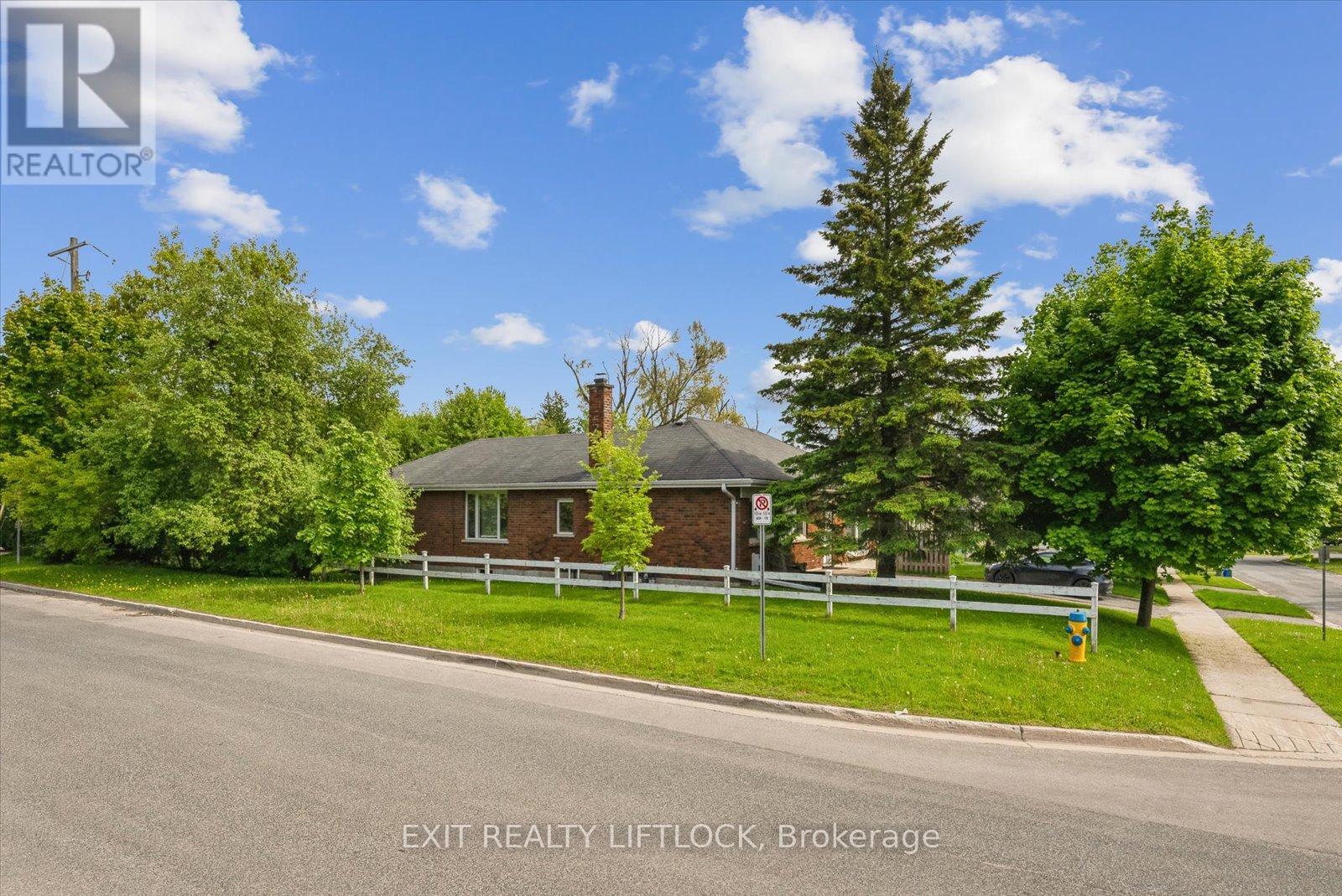 1294 Victory Drive, Peterborough (Town Ward 3), Ontario  K9J 4T7 - Photo 47 - X12376572