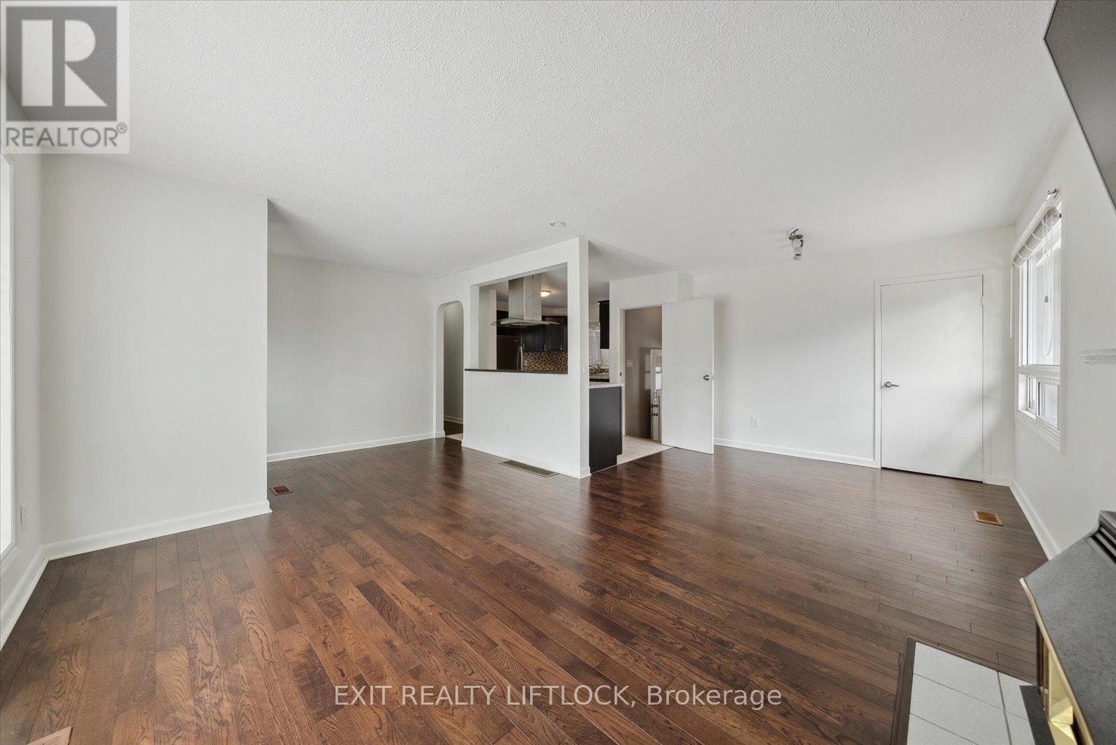 1294 Victory Drive, Peterborough (Town Ward 3), Ontario  K9J 4T7 - Photo 6 - X12376572