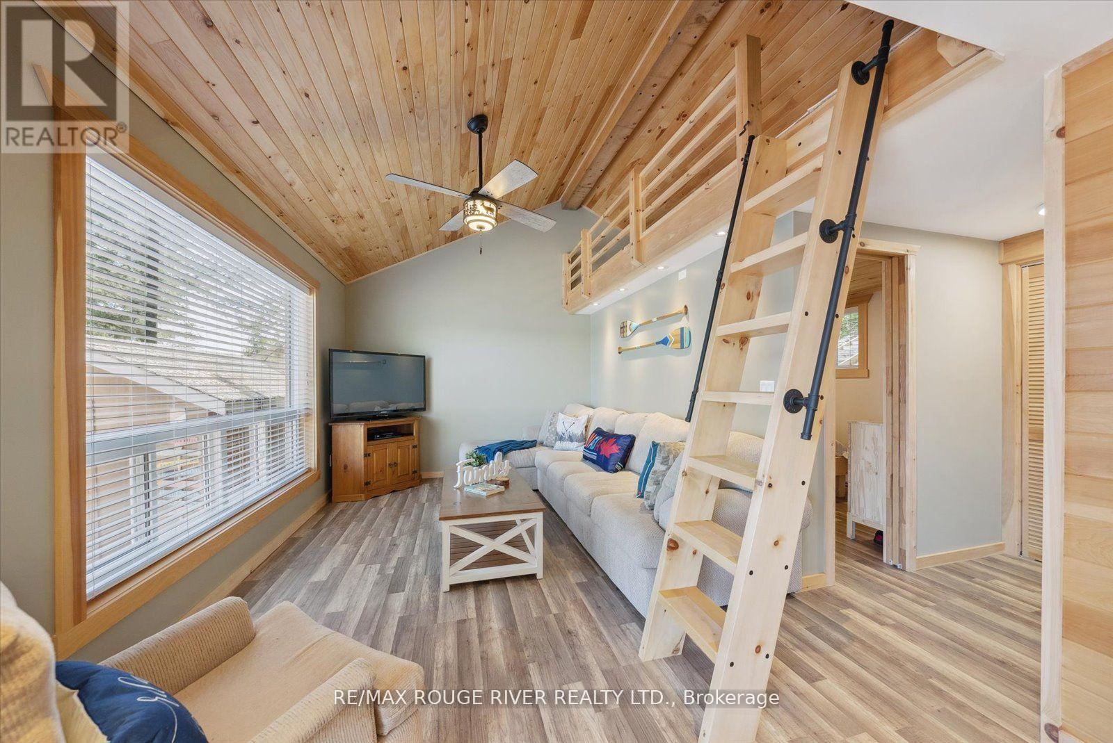 214b Centre Road, Hastings Highlands (Mcclure Ward), Ontario  K0L 2K0 - Photo 10 - X12376690