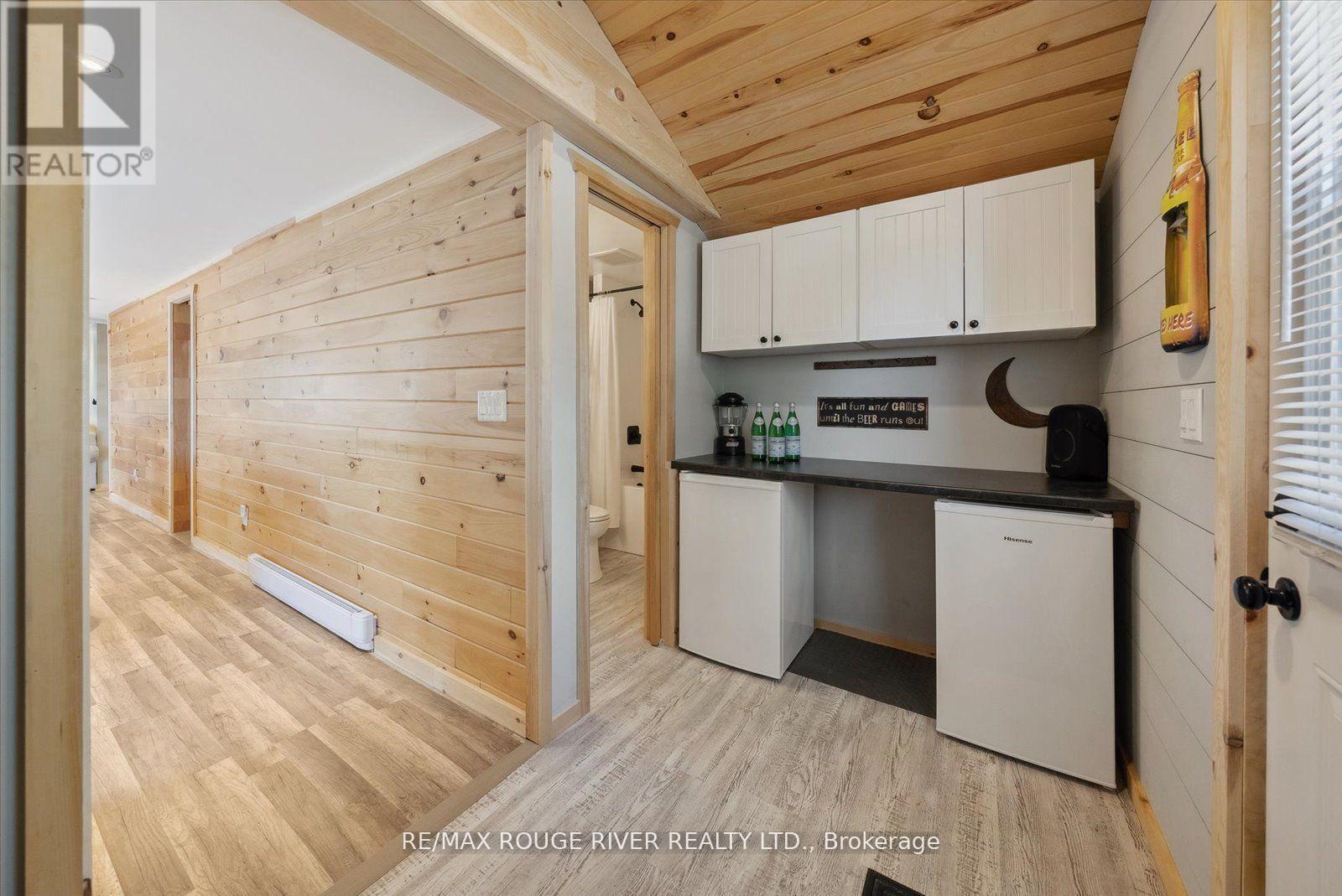 214b Centre Road, Hastings Highlands (Mcclure Ward), Ontario  K0L 2K0 - Photo 5 - X12376690