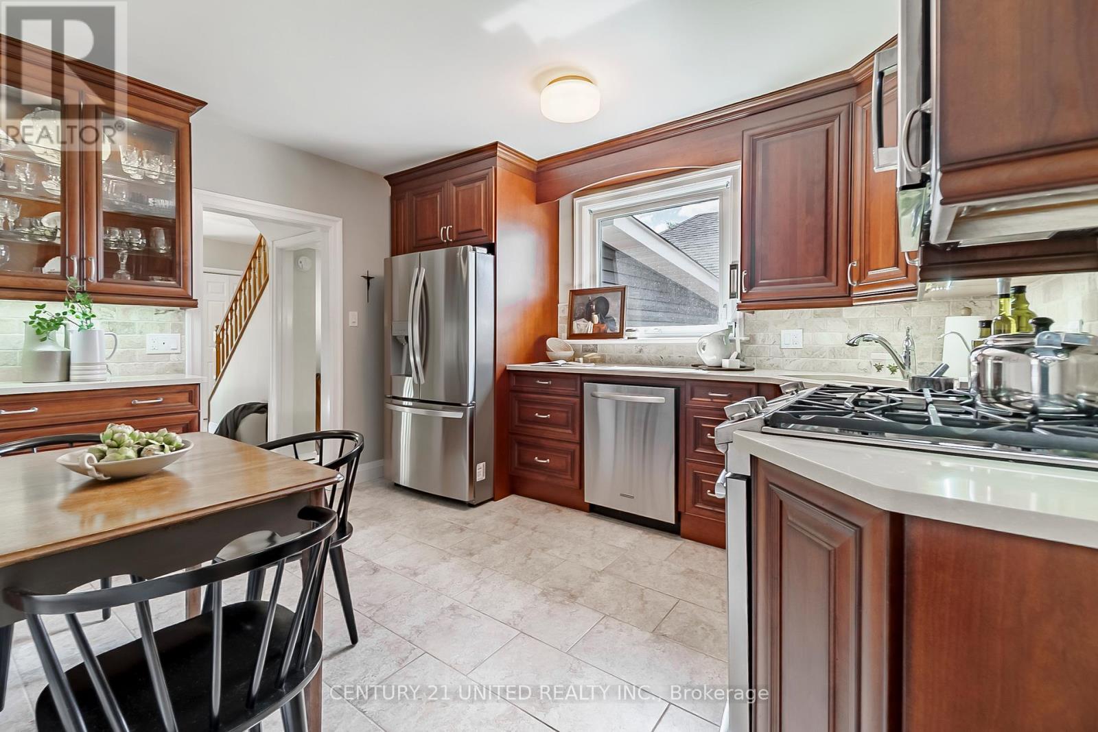 635 Montrose Street, Peterborough (Otonabee Ward 1), Ontario  K9J 3C3 - Photo 16 - X12376841