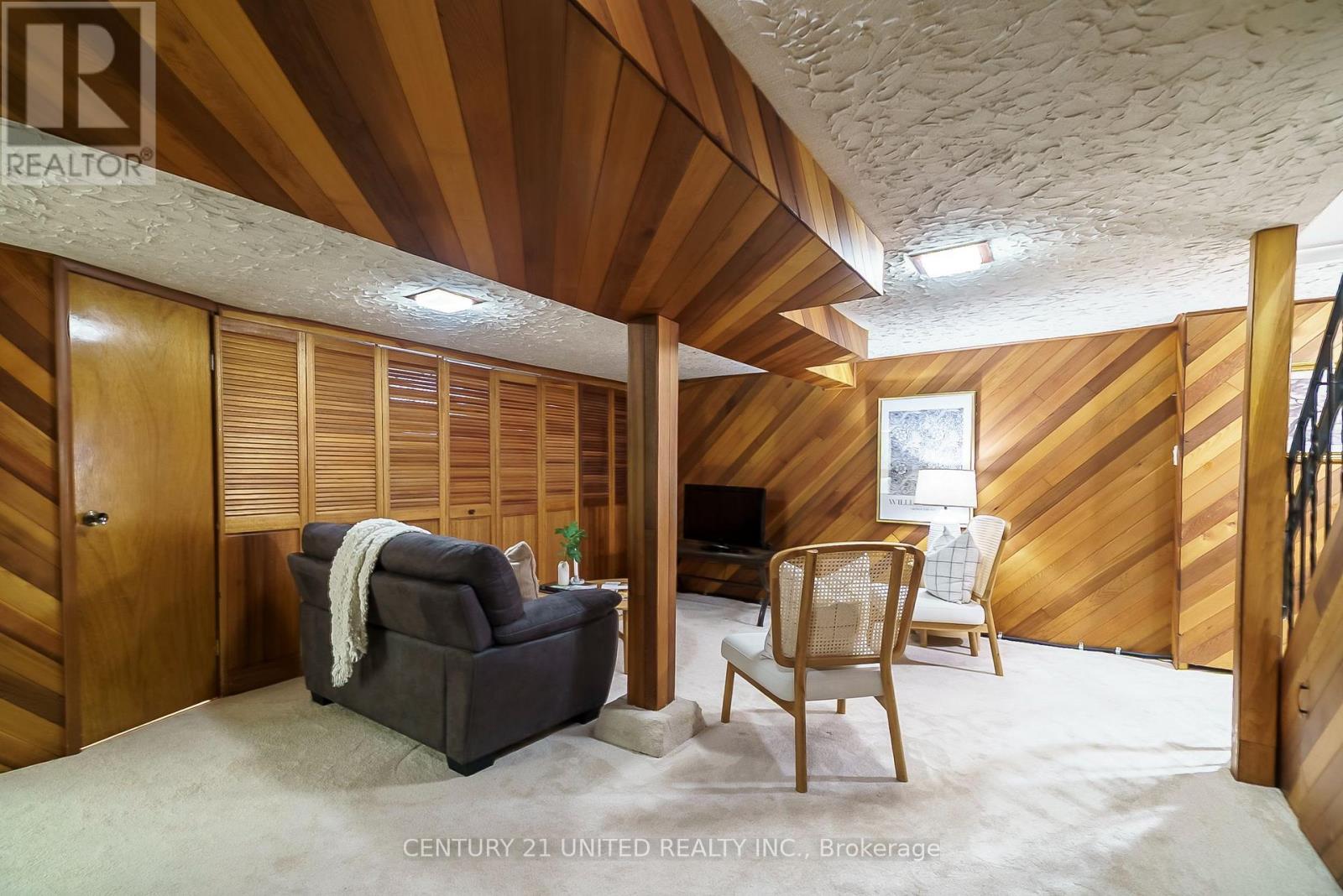 635 Montrose Street, Peterborough (Otonabee Ward 1), Ontario  K9J 3C3 - Photo 36 - X12376841