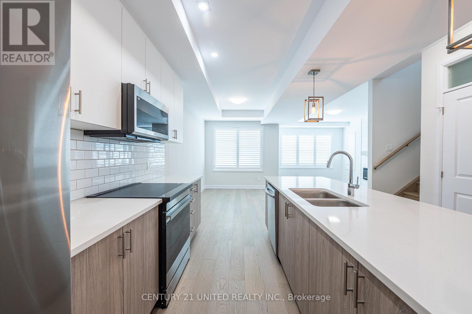 313 Mullighan Gardens, Peterborough North (North), Ontario  K9K 0G3 - Photo 10 - X12376852