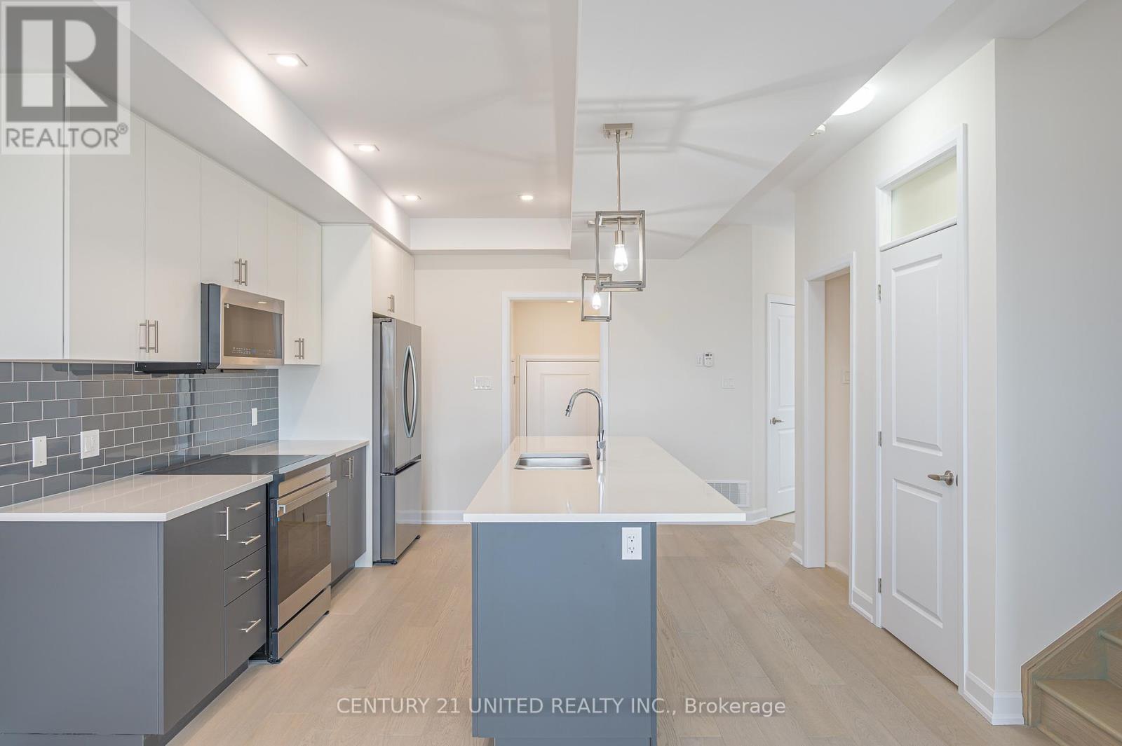 315 Mullighan Gardens, Peterborough North (North), Ontario  K9K 0H2 - Photo 15 - X12376870