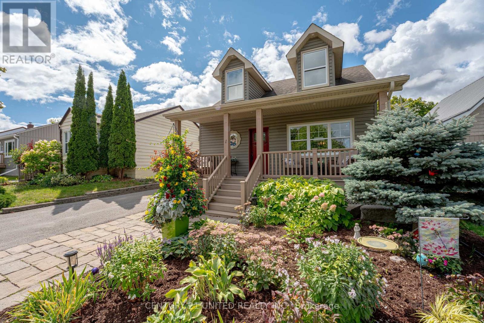1 Wallace Street, Peterborough (Ashburnham Ward 4), Ontario  K9H 1A8 - Photo 3 - X12376904
