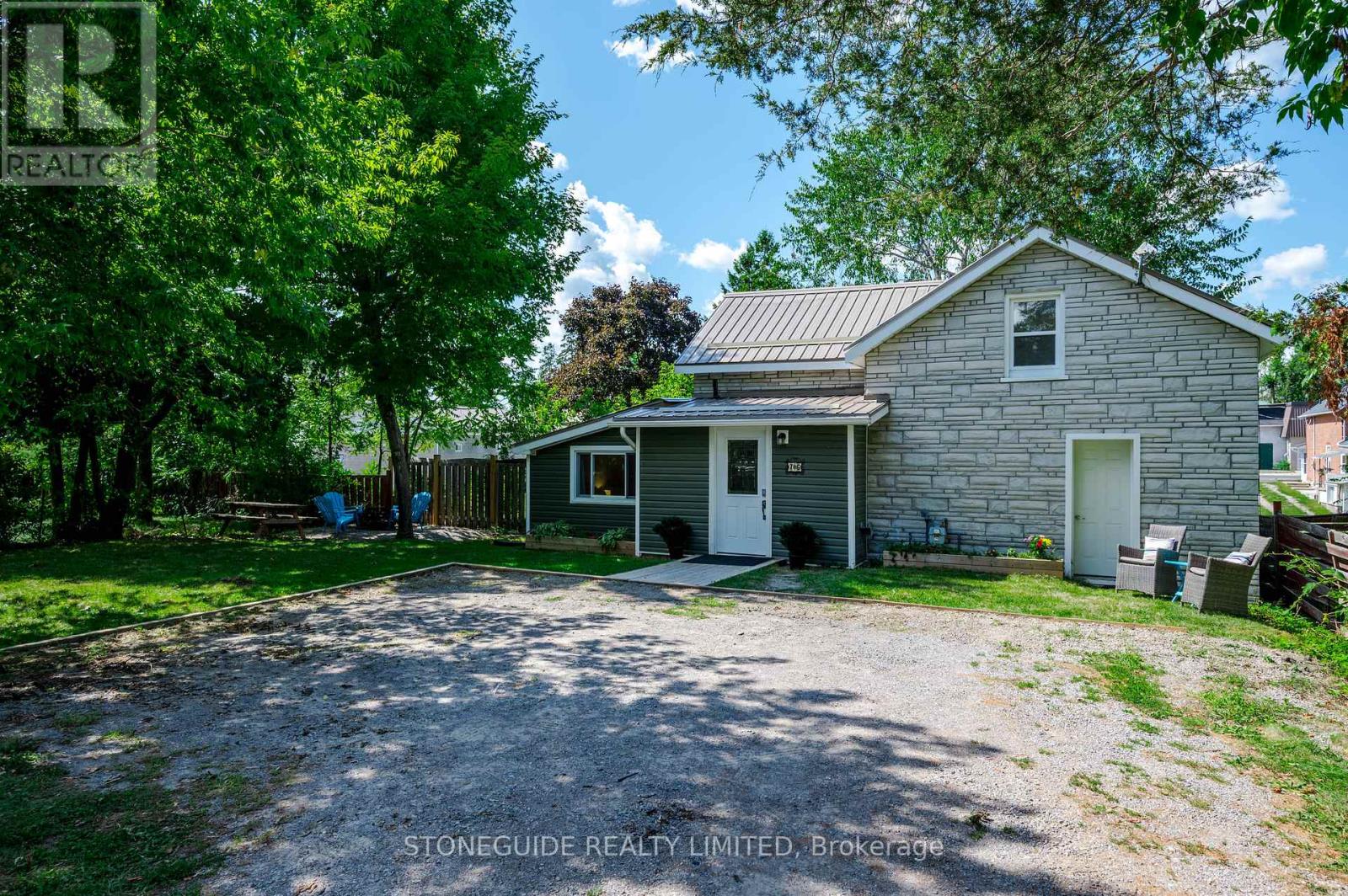 76 Doxsee Avenue S, Trent Hills (Campbellford), Ontario  K0L 1L0 - Photo 3 - X12377068