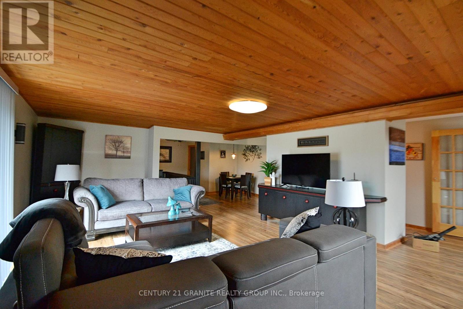 2 Bridge Street W, Bancroft (Bancroft Ward), Ontario  K0L 1C0 - Photo 8 - X12377178