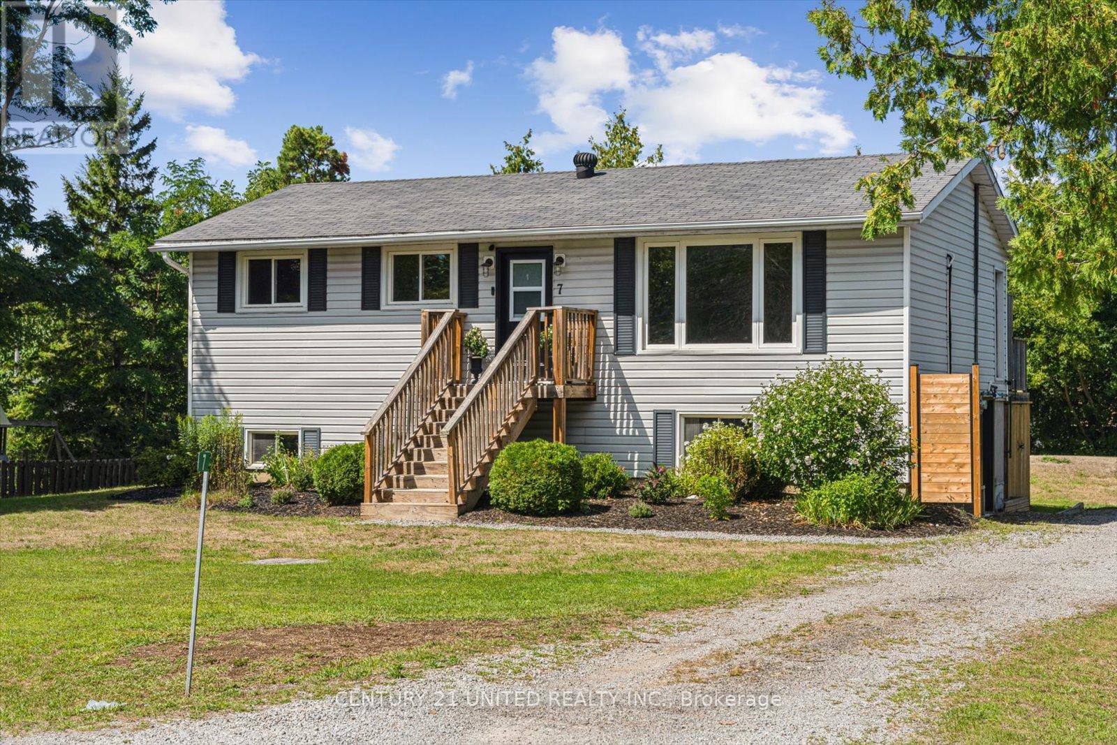 7 Kawartha Crescent, Kawartha Lakes (Emily), Ontario  K0L 2W0 - Photo 2 - X12377419