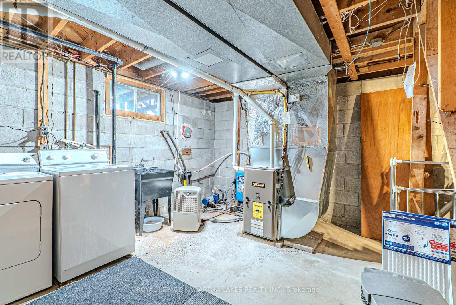 1899 Little Britain Road, Kawartha Lakes (Ops), Ontario  K9V 4R2 - Photo 31 - X12377601