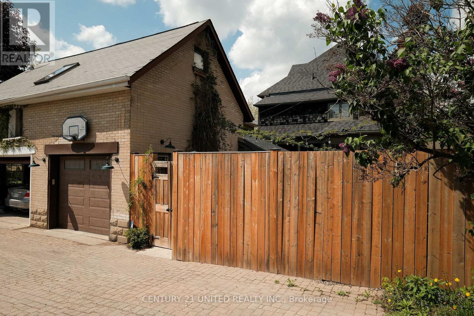 7 Engleburn Place, Peterborough (Ashburnham Ward 4), Ontario  K9H 1C4 - Photo 43 - X12377908
