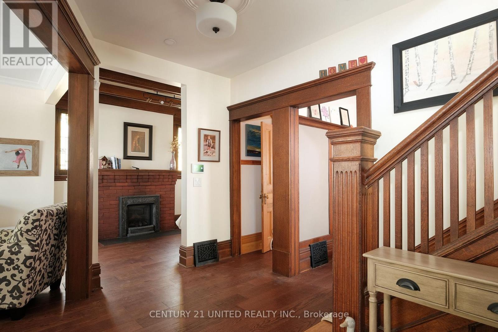 7 Engleburn Place, Peterborough (Ashburnham Ward 4), Ontario  K9H 1C4 - Photo 6 - X12377908