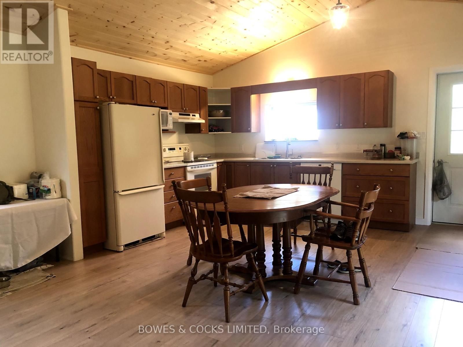 138 Weslemkoon Lake Road, Tudor And Cashel (Tudor Ward), Ontario  K0L 1W0 - Photo 11 - X12378025
