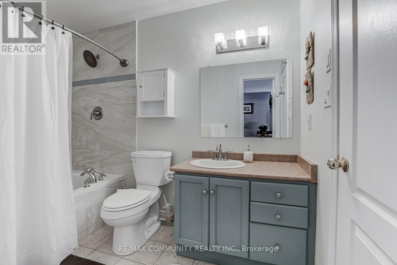 48 Bloom Avenue, Clarington (Newcastle), Ontario  L1B 1N6 - Photo 11 - E12378137