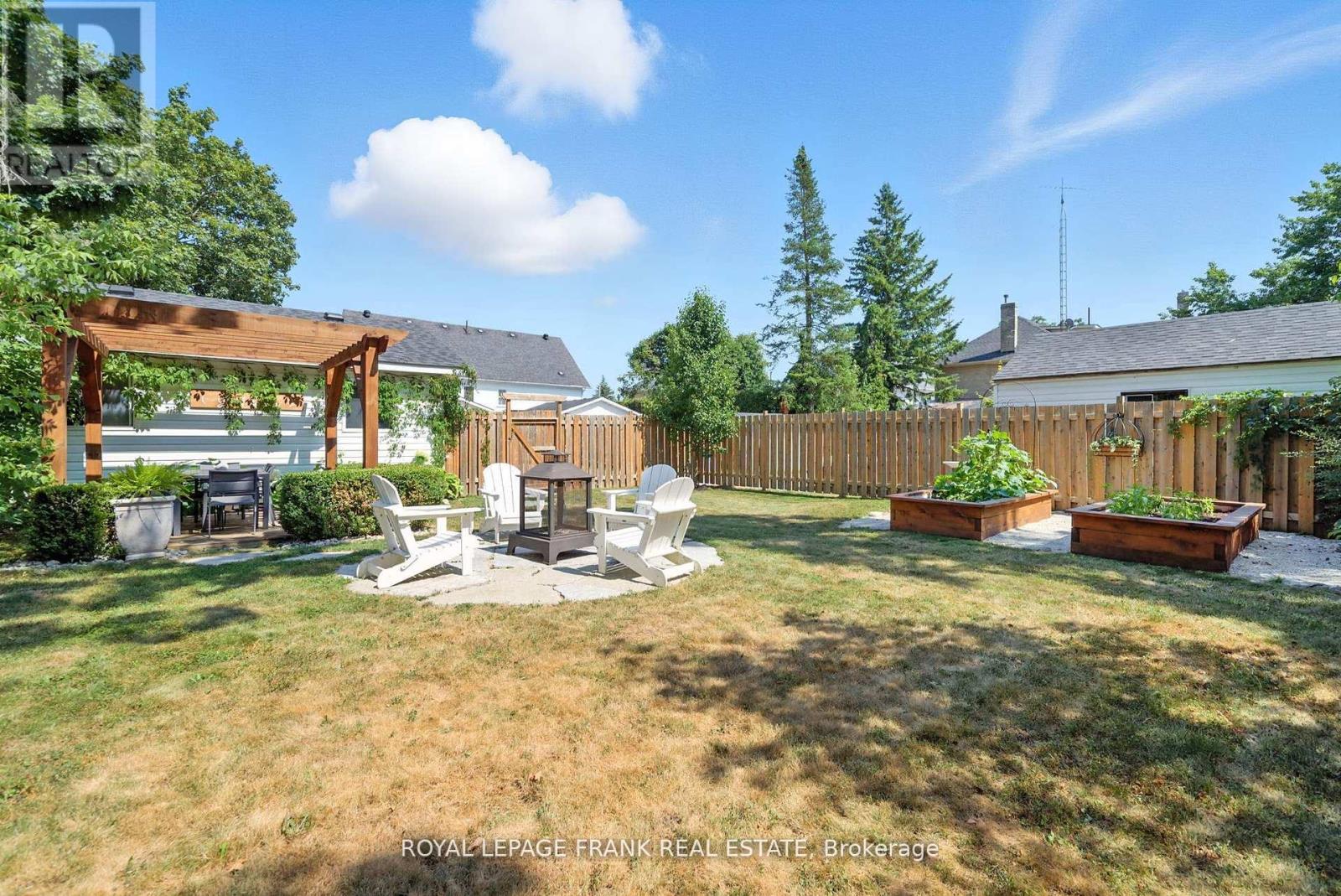 41 Sussex Street N, Kawartha Lakes (Lindsay), Ontario  K9V 4H6 - Photo 43 - X12378755