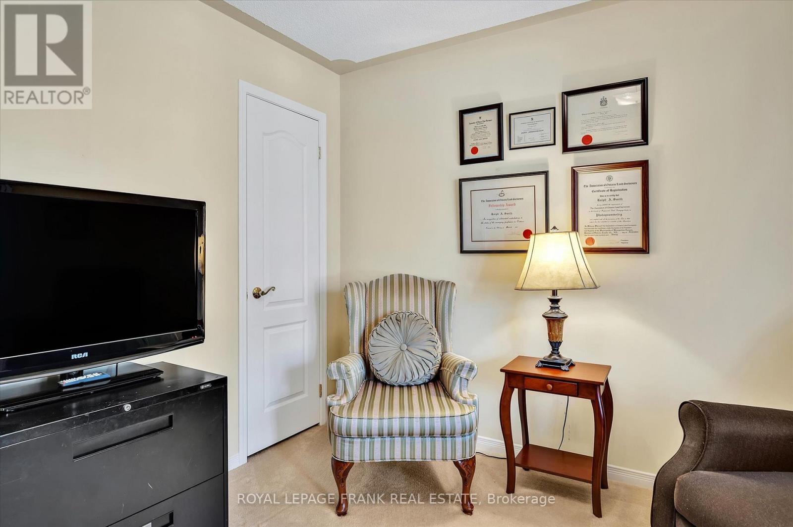 12 - 877 Wentworth Street, Peterborough (Otonabee Ward 1), Ontario  K9J 8R7 - Photo 20 - X12378855