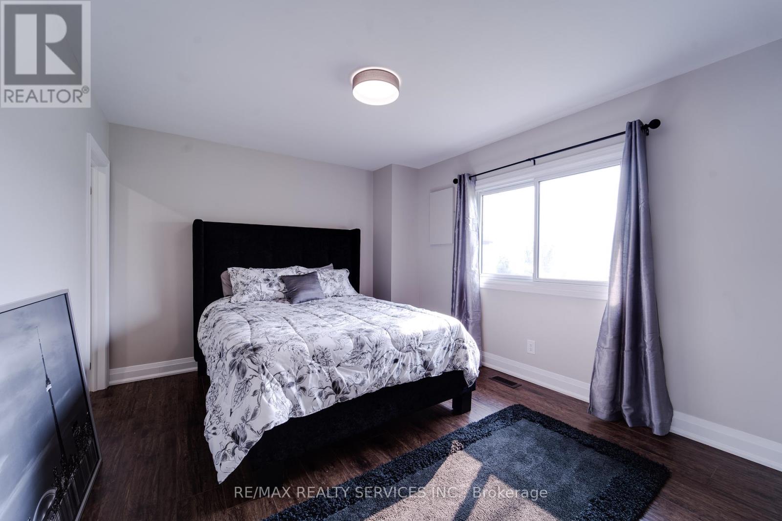 885 Glen Cedar Drive, Selwyn, Ontario  K9J 6X5 - Photo 12 - X12378778