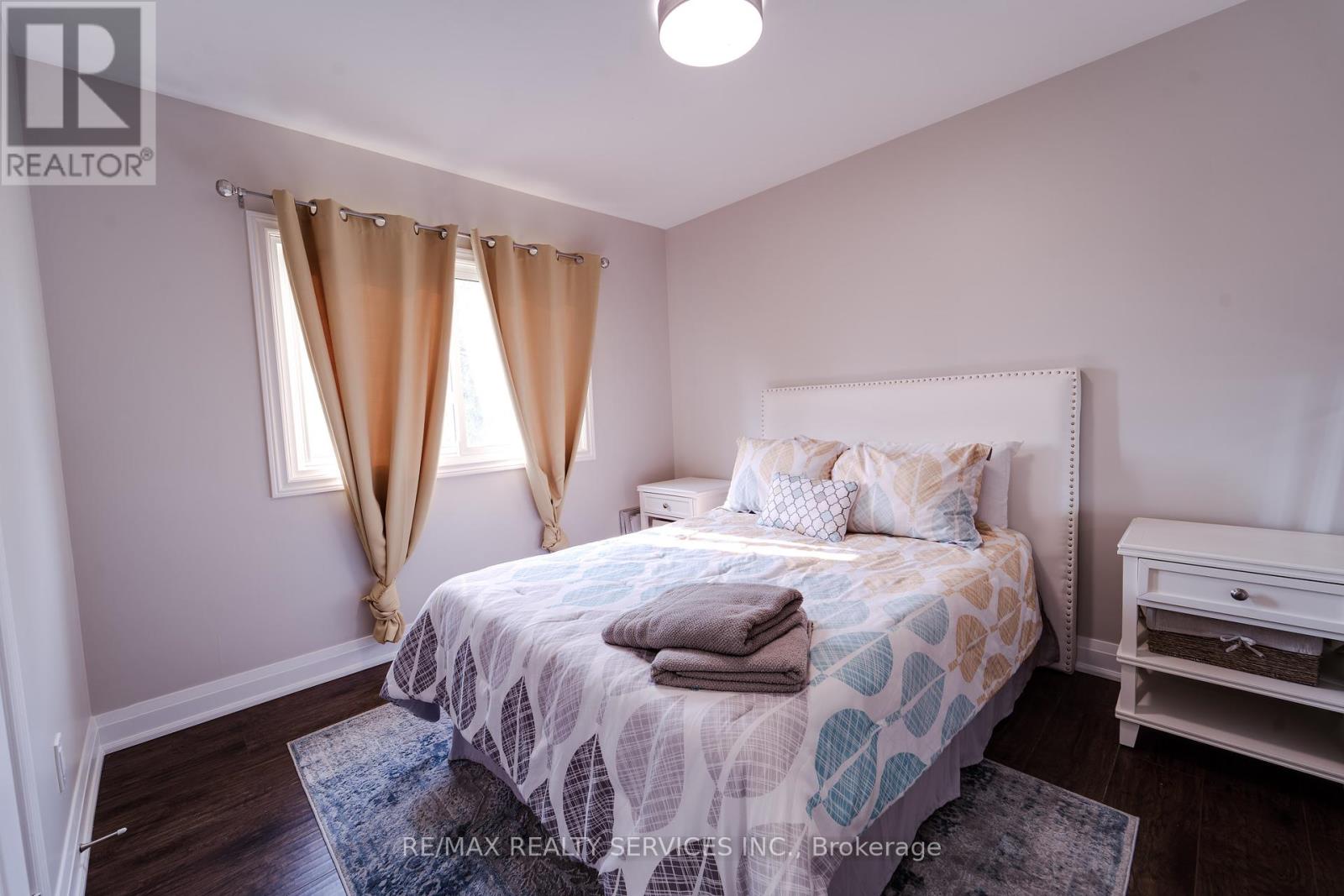 885 Glen Cedar Drive, Selwyn, Ontario  K9J 6X5 - Photo 14 - X12378778