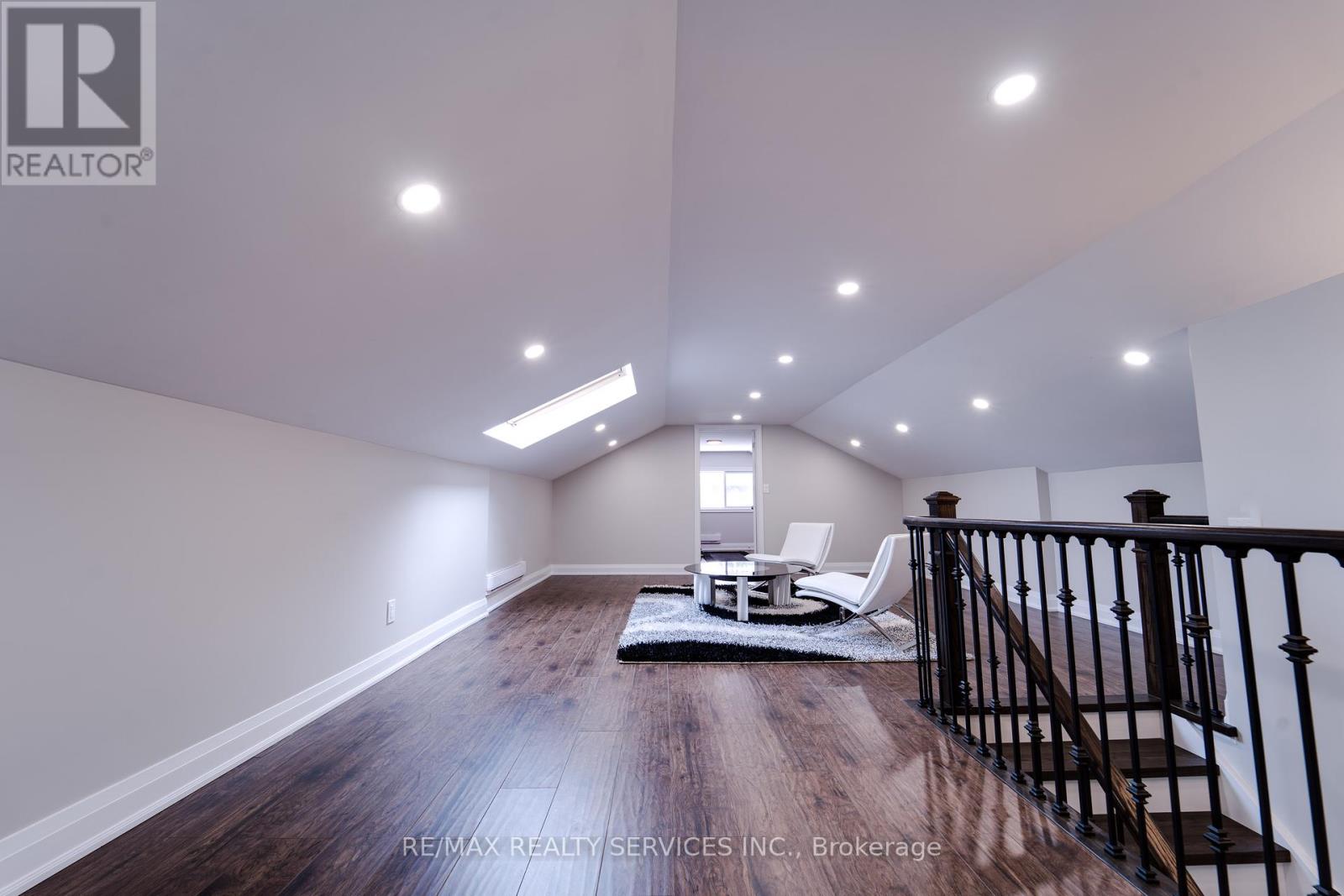 885 Glen Cedar Drive, Selwyn, Ontario  K9J 6X5 - Photo 18 - X12378778