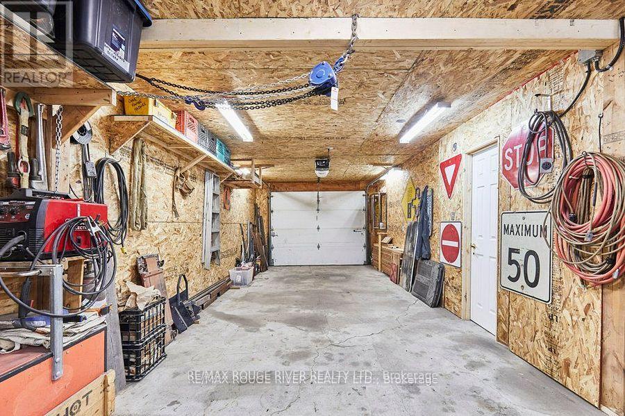 81 Laird Drive, Kawartha Lakes (Fenelon), Ontario  K9V 4R6 - Photo 31 - X12379264