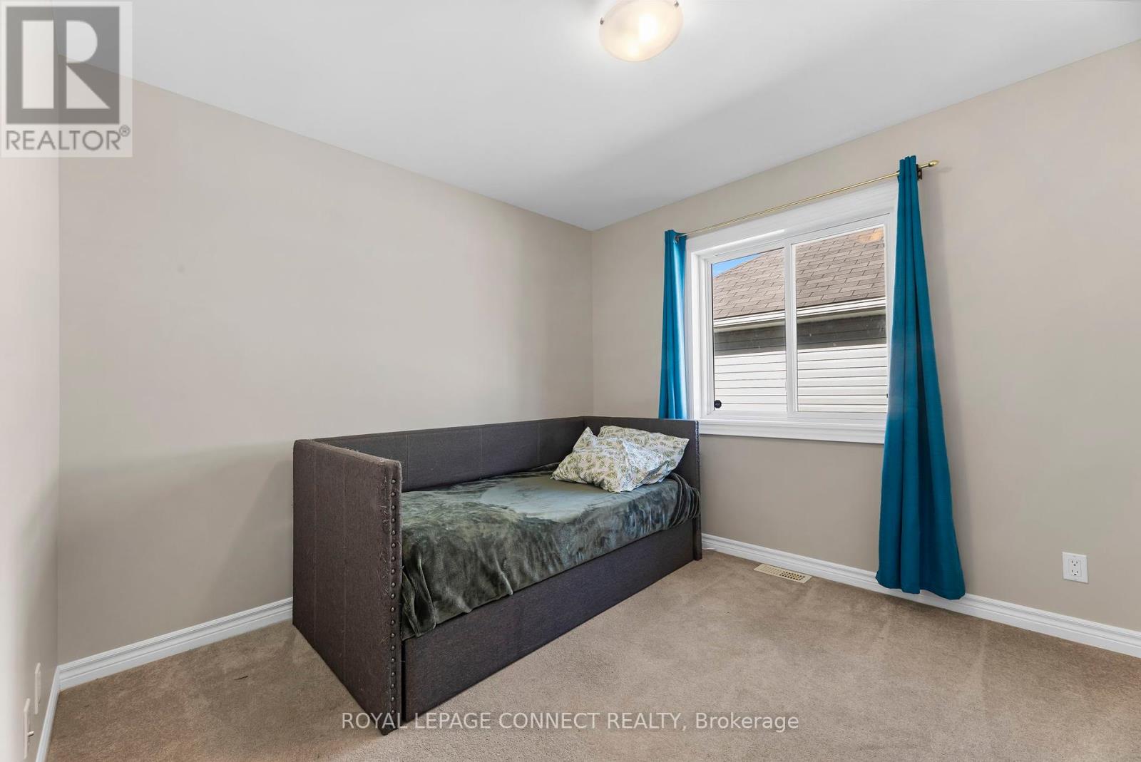 25 Springdale Drive, Kawartha Lakes (Lindsay), Ontario  K9V 4R1 - Photo 26 - X12379326