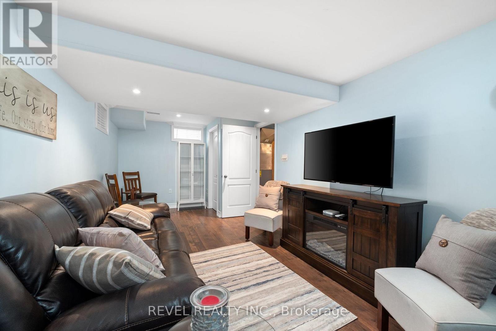 49 Truax Street, Kawartha Lakes (Lindsay), Ontario  K9V 0E2 - Photo 28 - X12379779