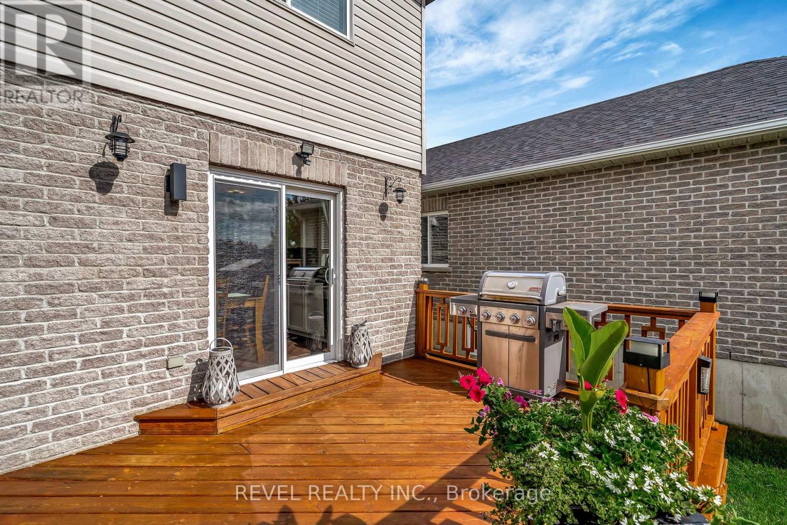 49 Truax Street, Kawartha Lakes (Lindsay), Ontario  K9V 0E2 - Photo 33 - X12379779
