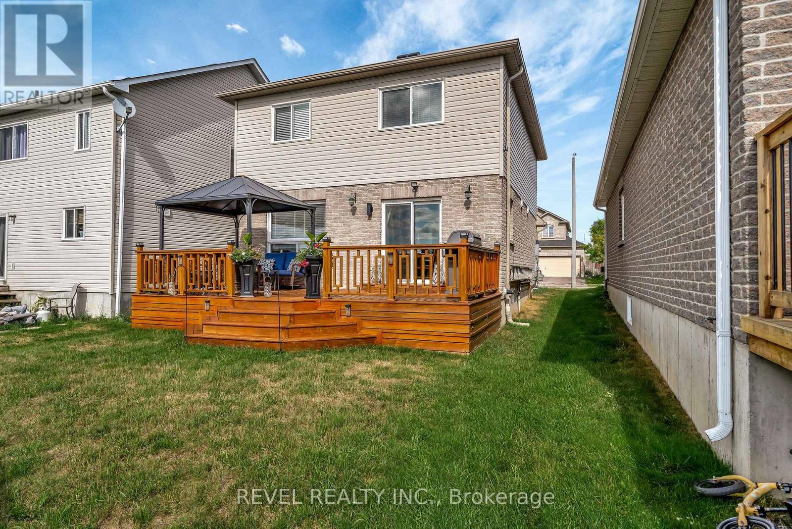 49 Truax Street, Kawartha Lakes (Lindsay), Ontario  K9V 0E2 - Photo 37 - X12379779
