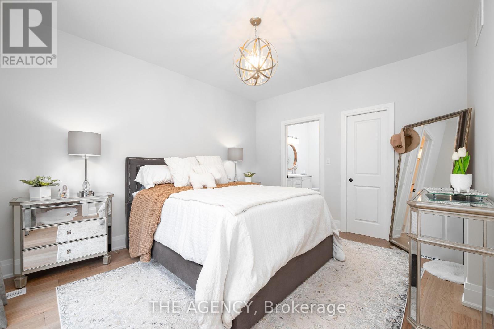 425 Melling Avenue, Peterborough (Northcrest Ward 5), Ontario  K9H 0J2 - Photo 21 - X12379804